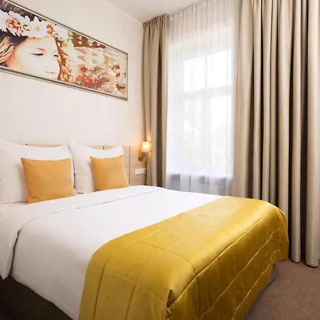 Radisson Old Town Hotel 4*